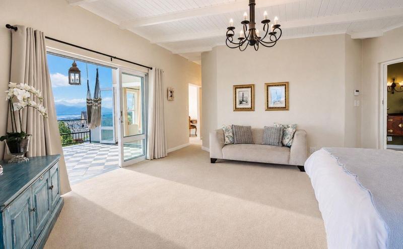 4 Bedroom Property for Sale in Kommetjie Western Cape